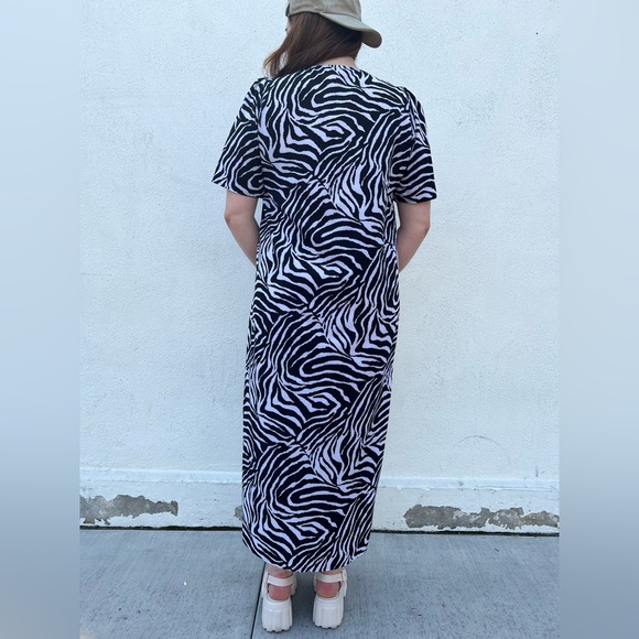 Zebra Print Maxi Dress! - Picture 5 of 5